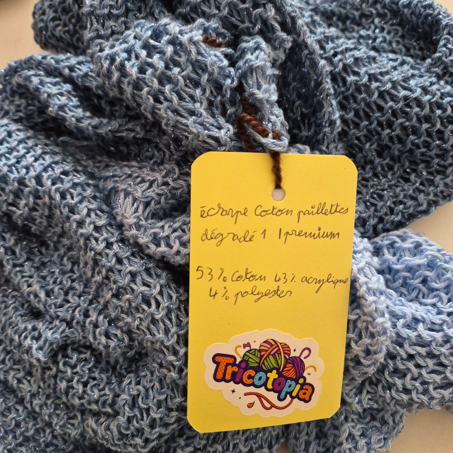 Echarpe dégradée bleue coton & paillettes - tricotopia