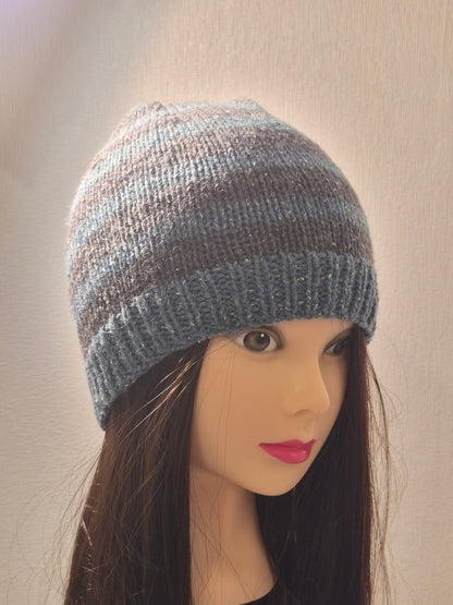 Bonnet acrylique classique à rayures