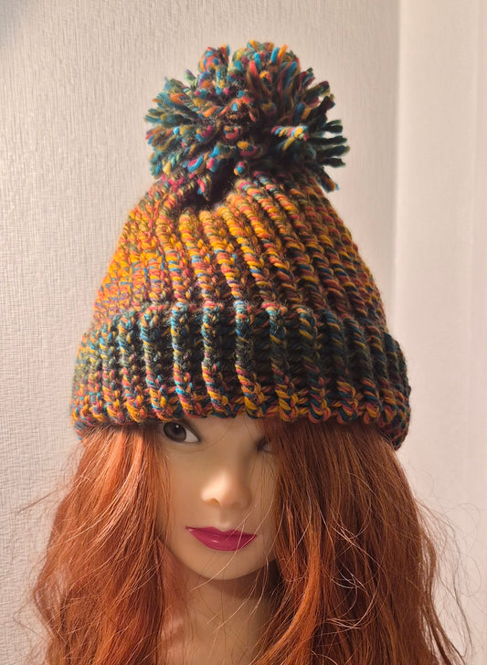 Bonnet multicolore arc en ciel